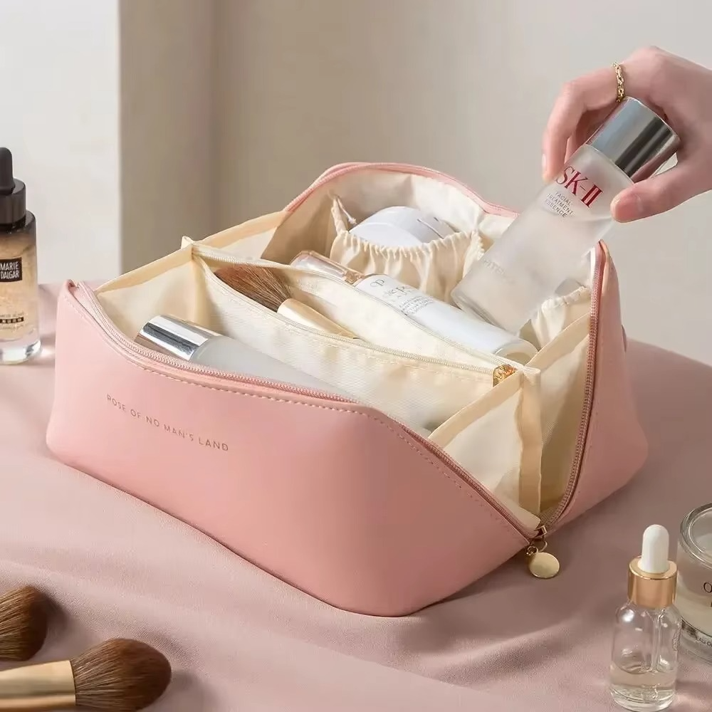 Elegant Leather Makeup Bag - Travel-Friendly Cosmetic Pouch