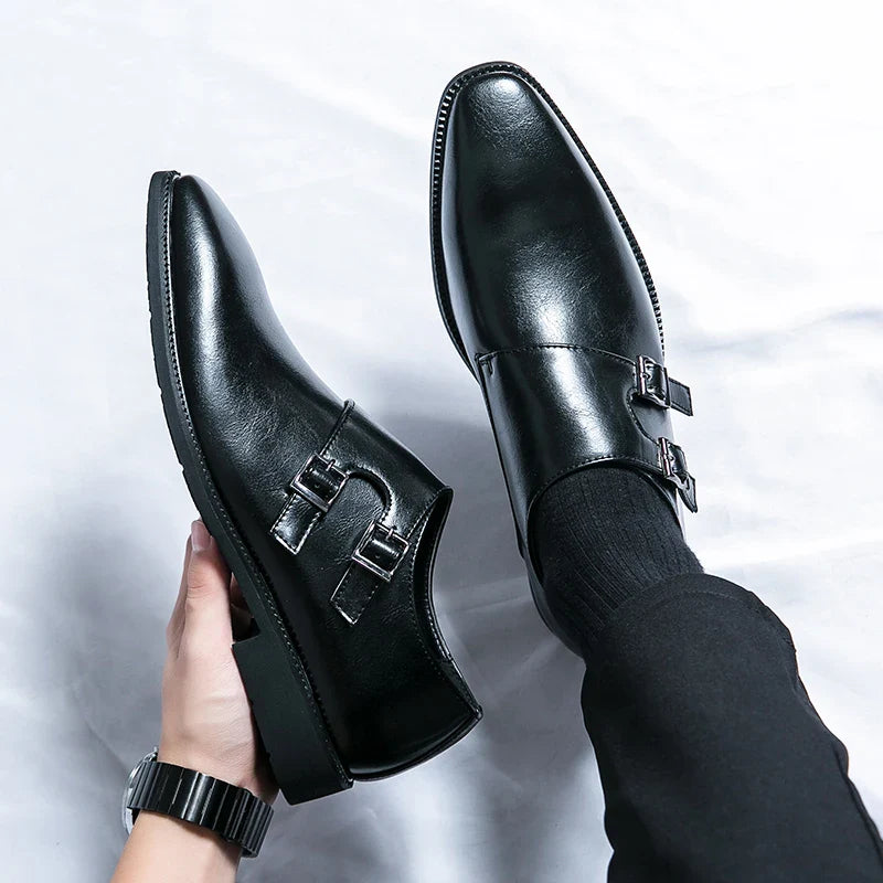 Buckle monk classic retro shoes